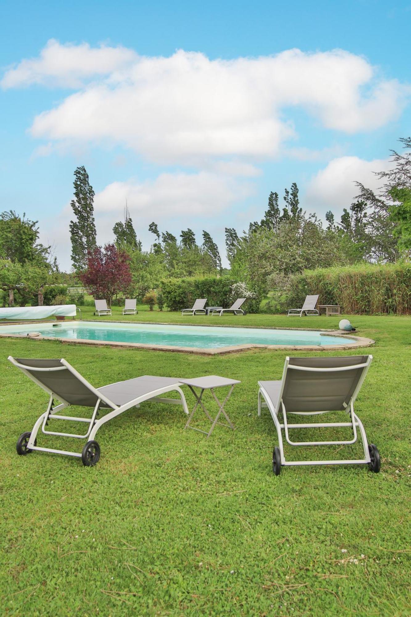 Domaine D'Aromm - Chambres D'Hotes & Gites - Piscine, Etangs & Animaux - Au Calme Ouches Exterior foto